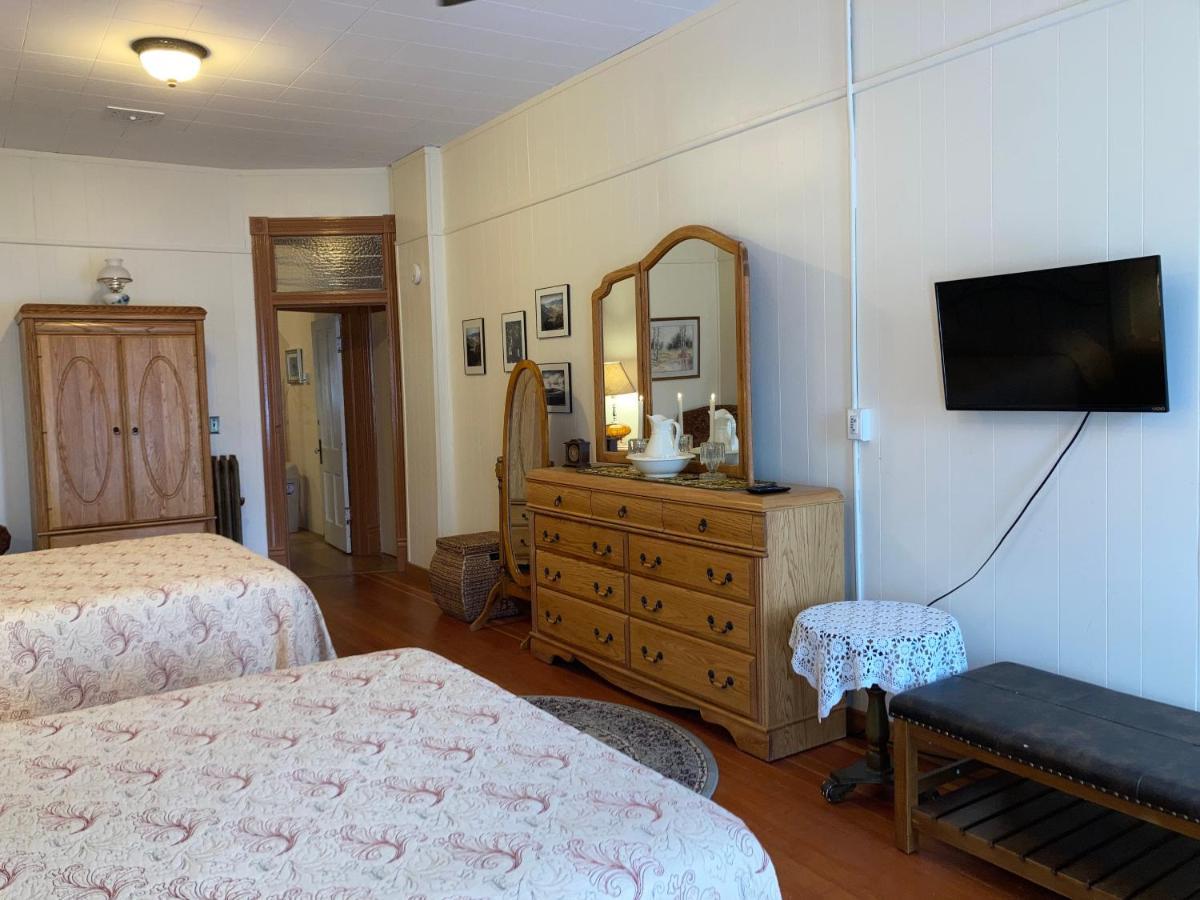 Historic Capitol Hotel Vacation Suites Downtown Бъфало Екстериор снимка