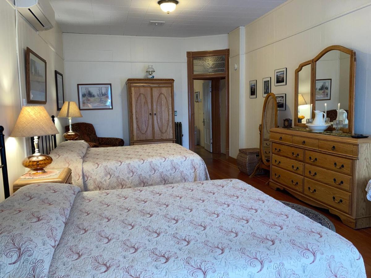 Historic Capitol Hotel Vacation Suites Downtown Бъфало Екстериор снимка