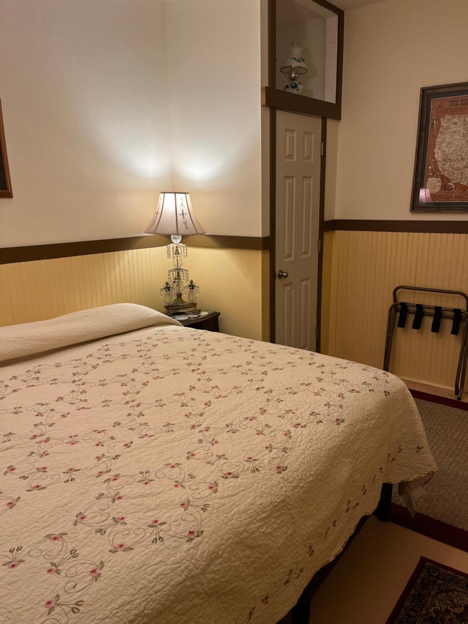 Historic Capitol Hotel Vacation Suites Downtown Бъфало Екстериор снимка